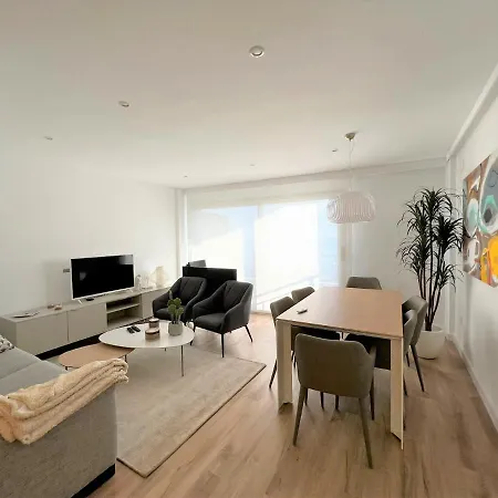 Marina Sunbeach Sea View * 托雷维耶哈