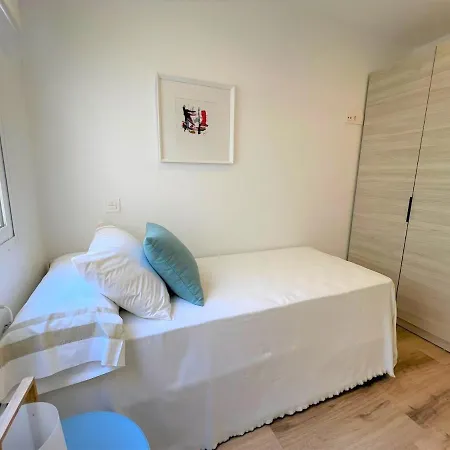 Marina Sunbeach Sea View *