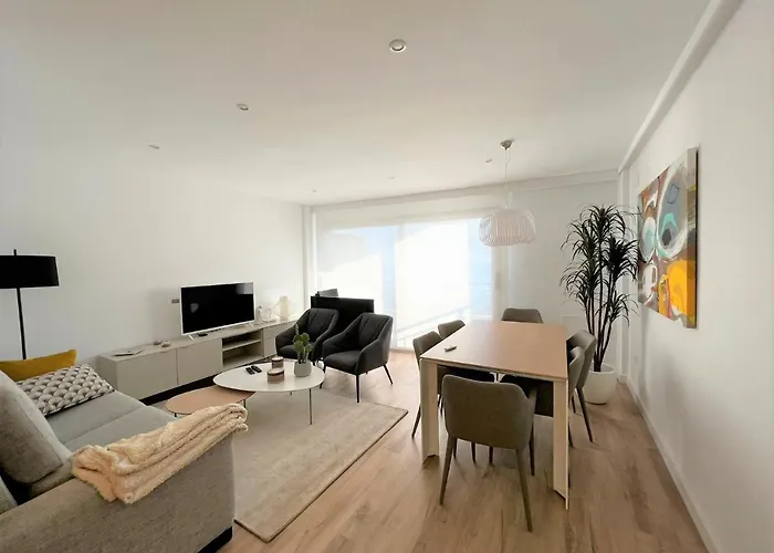 Marina Sunbeach Sea View * 또레비에하