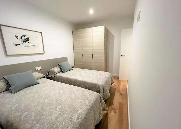 Marina Sunbeach Sea View * 또레비에하