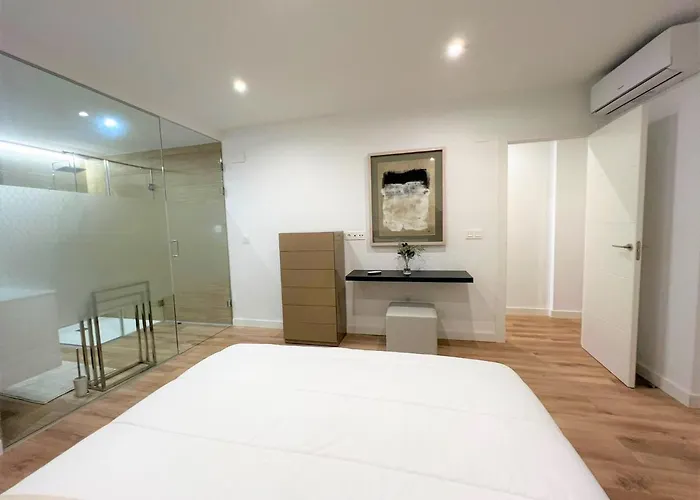 Marina Sunbeach Sea View 아파트 또레비에하